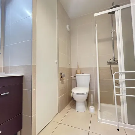 2 Chambres, Balcon, Parking à - Fr-1-474-273 Arcachon