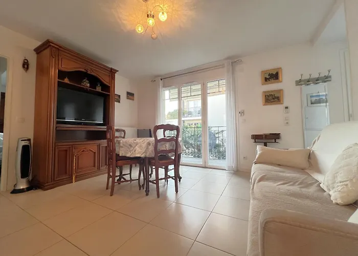 Apartament 2 Chambres, Balcon, Parking A - Fr-1-474-273 *