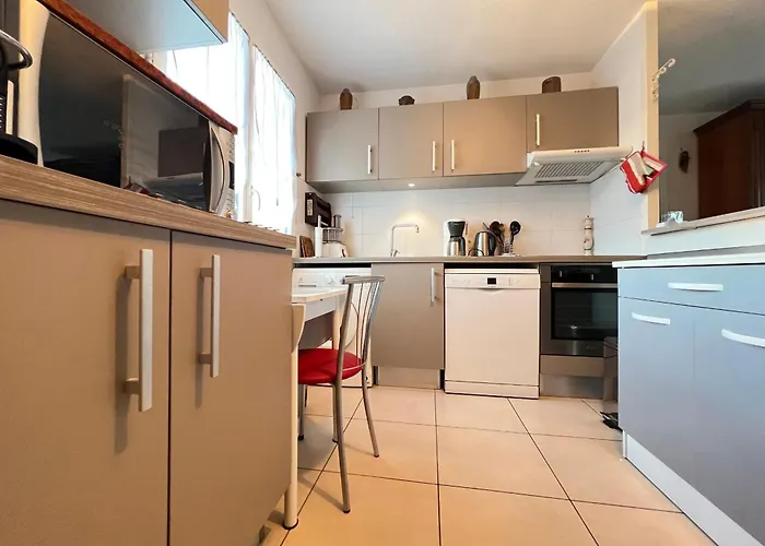 2 Chambres, Balcon, Parking A - Fr-1-474-273 Apartament *